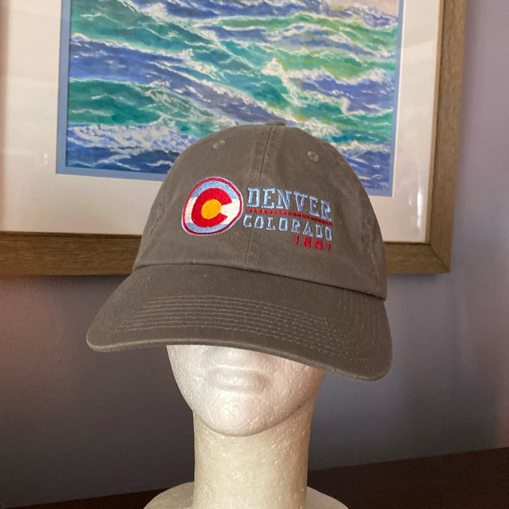 Fahrenheit headwear baseball style hat in good condition never used